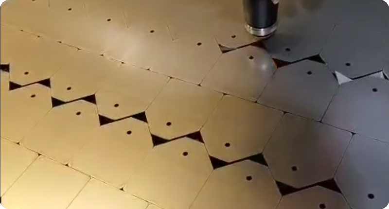 Efecto de corte de placa delgada